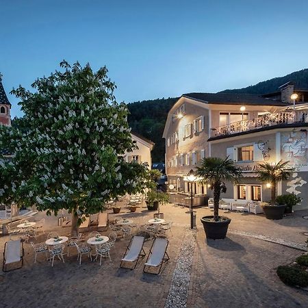 Hotel Weisse Lilie - B&B Rio di Pusteria Eksteriør billede