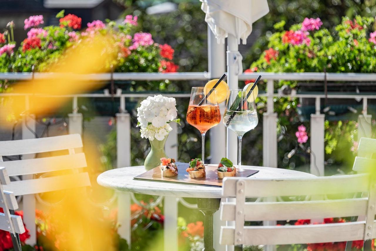 Hotel Weisse Lilie - B&B Rio di Pusteria Eksteriør billede