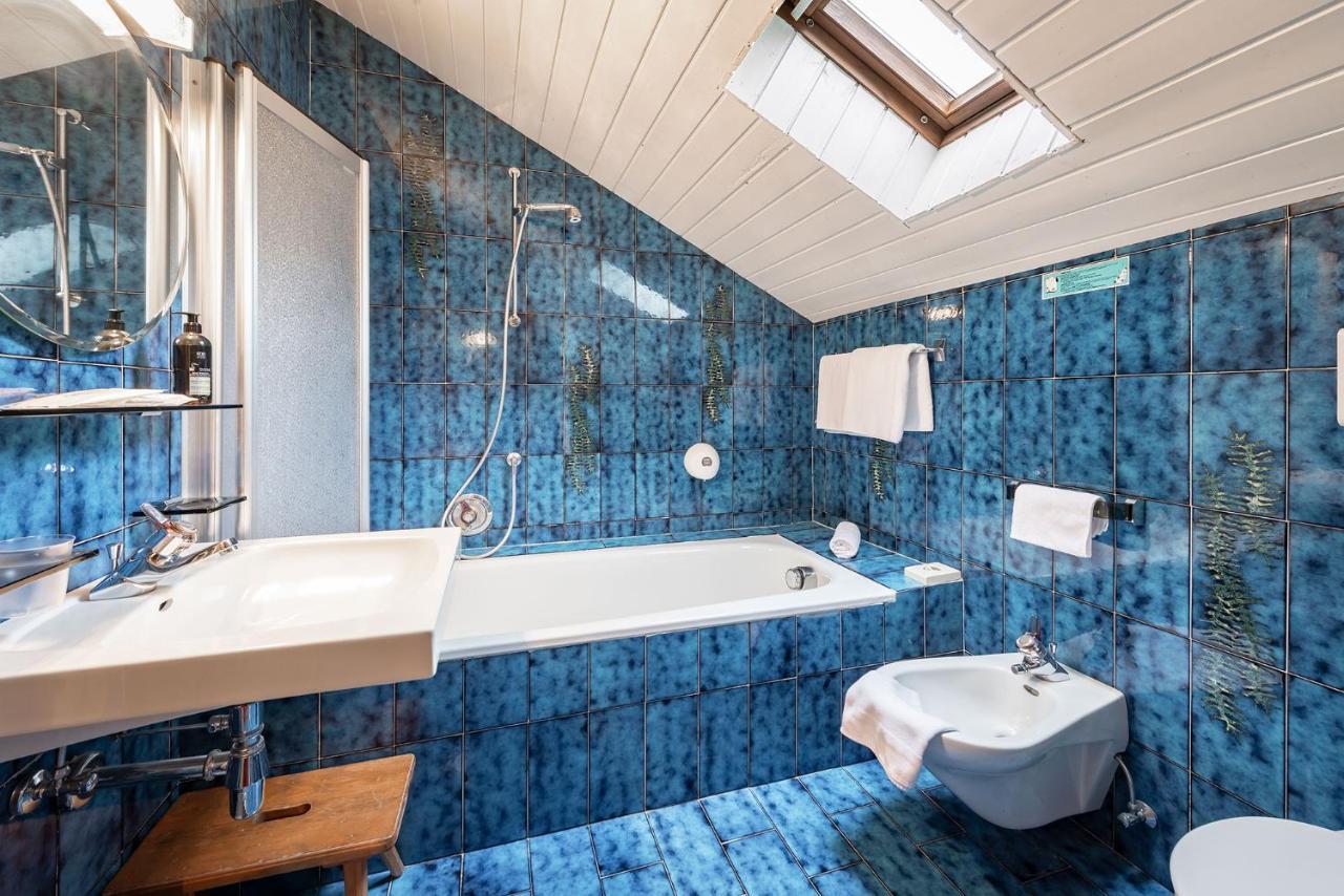 Hotel Weisse Lilie - B&B Rio di Pusteria Eksteriør billede