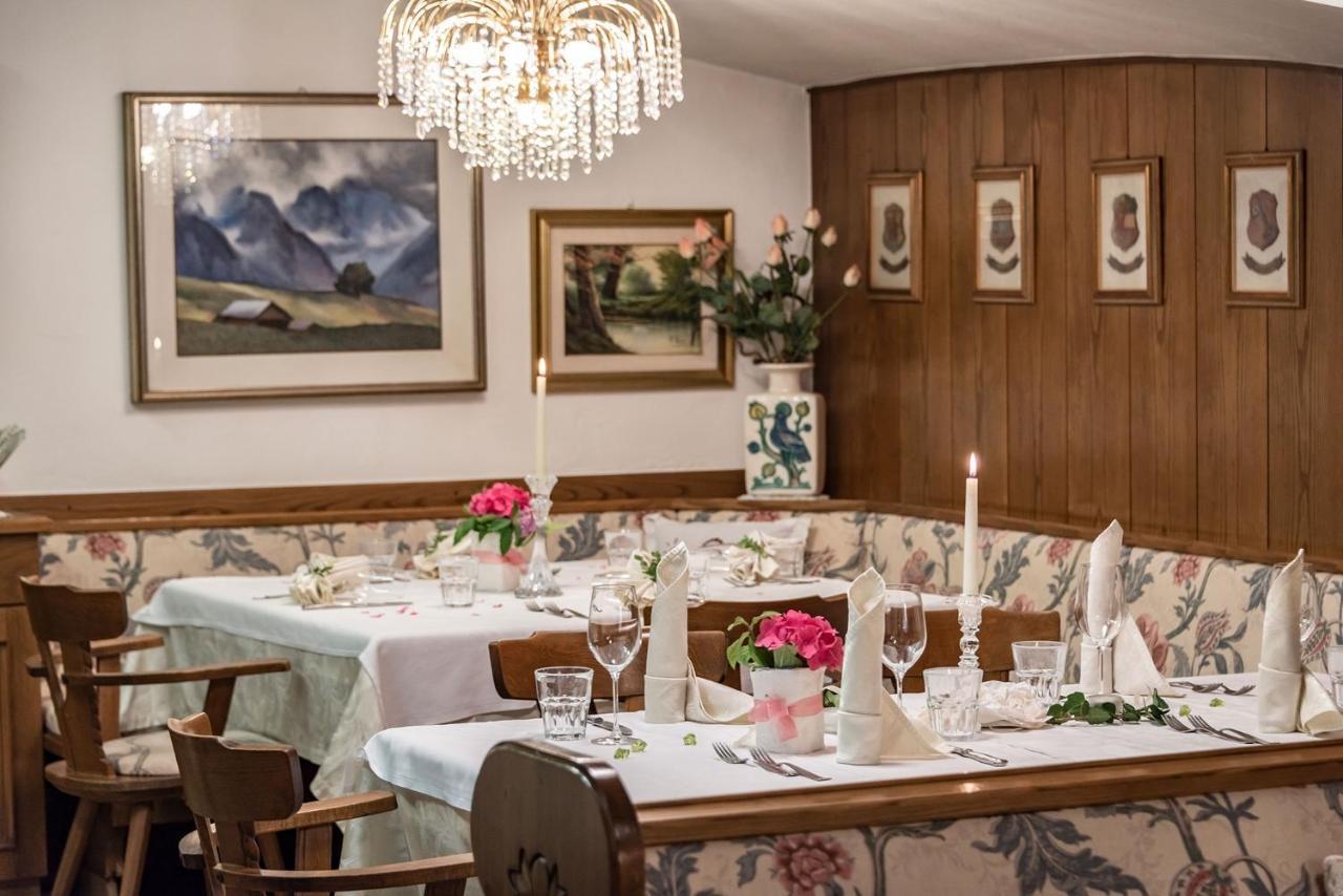 Hotel Weisse Lilie - B&B Rio di Pusteria Eksteriør billede
